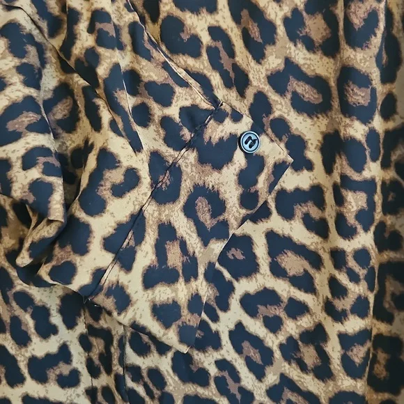 Leopard Print Button-Down Shirt - Picture 4 of 8